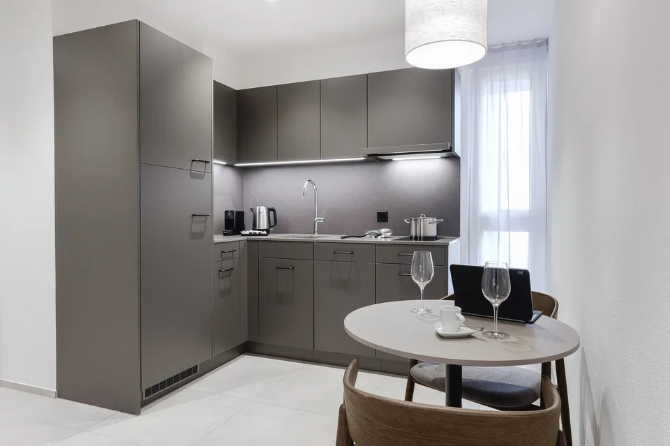 Studio Superior Apartment möbliert in Zürich - Zentral in der Stadt wohnen – ab 01.04.2026