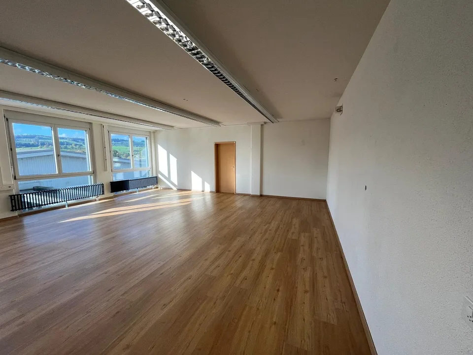 Schöne & Zentrale Bürofläche zu Vermieten – Foto 8 von 11