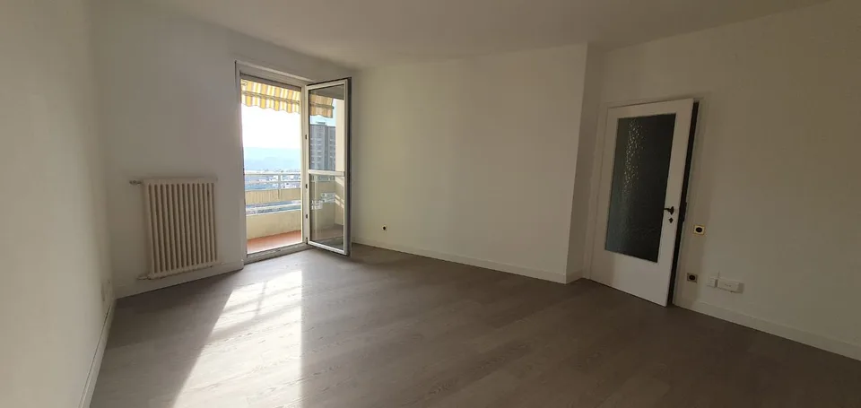 Appartement 3,5 pièces rénové à proximité de la gare