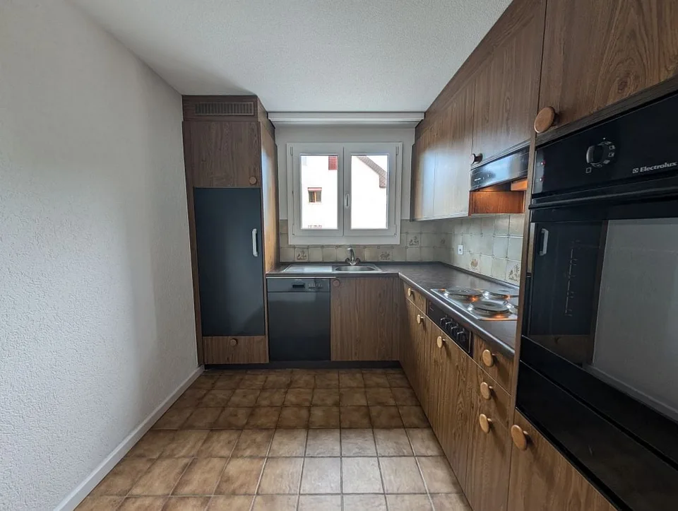 3.5-Zimmerwohnung, Parterre rechts