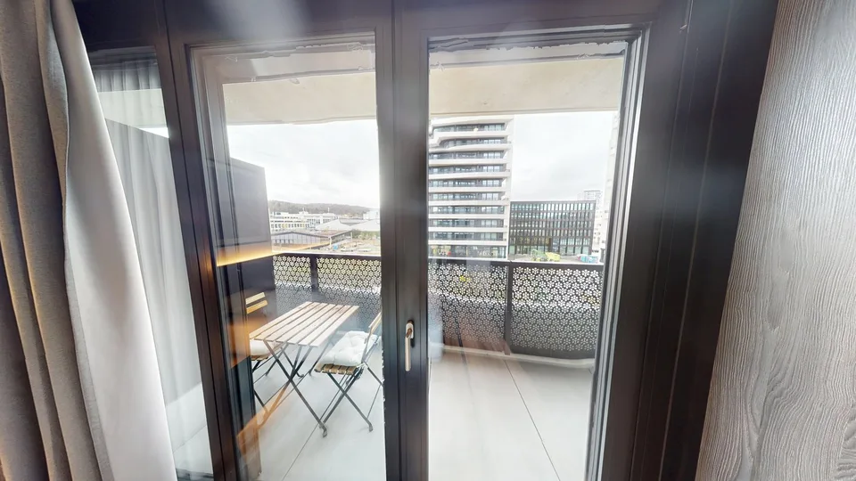 Appartement 2 pièces meublé avec balcon élégant – photo 14 sur 18
