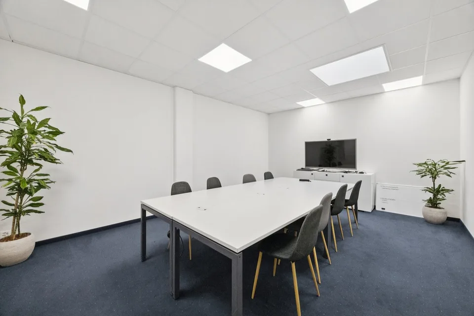 Ausgebaute Bürofläche mit Zugang zum Warenlift