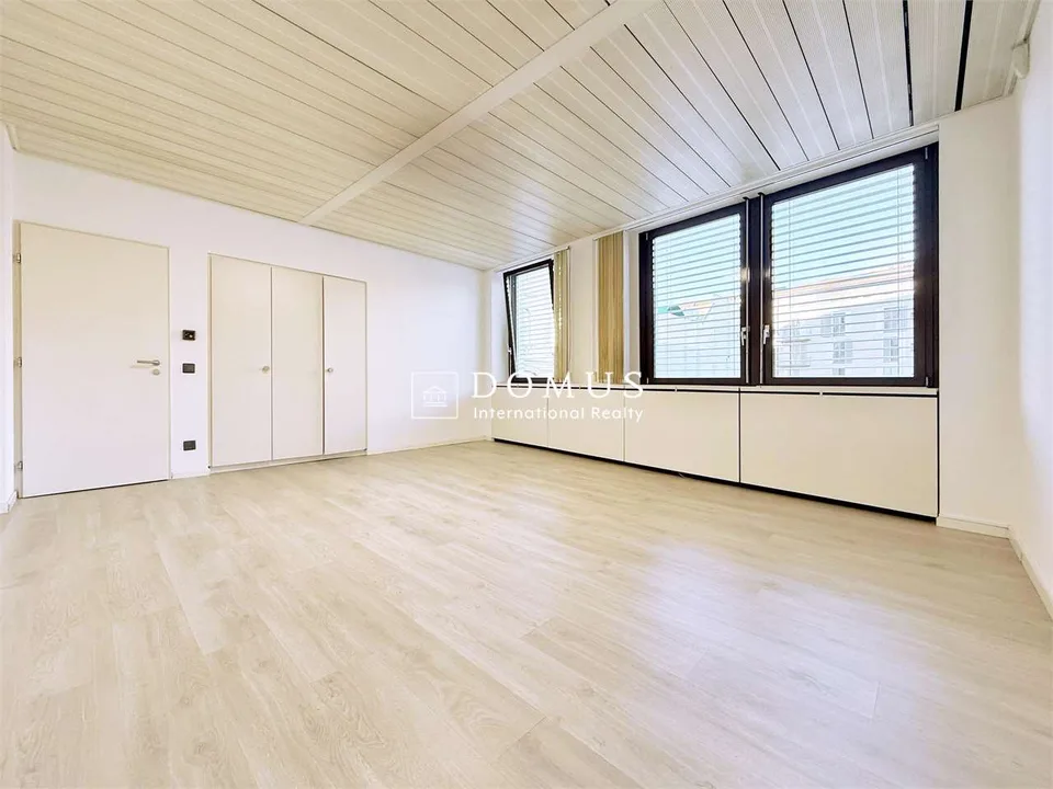 Zentrale und komfortable Büros – Foto 8 von 11