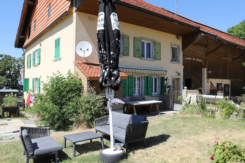Vollständig renovierte Wohnung in Sédeilles