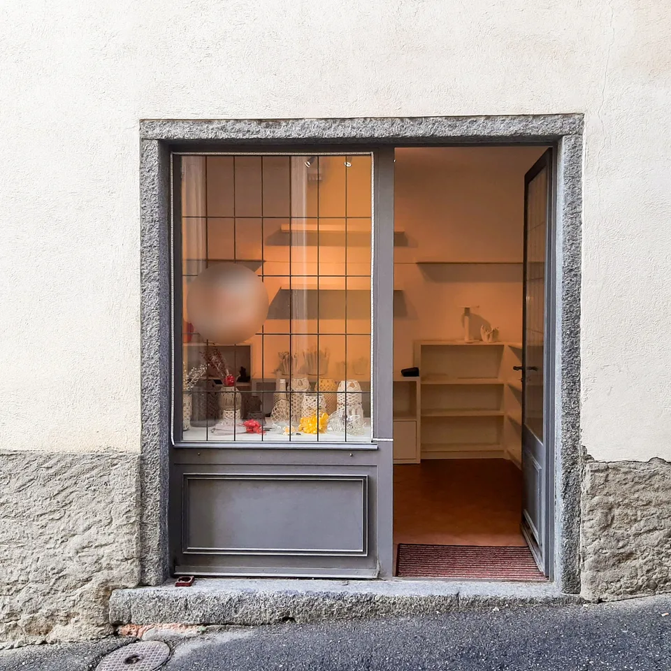 Lokal mit Schaufenster