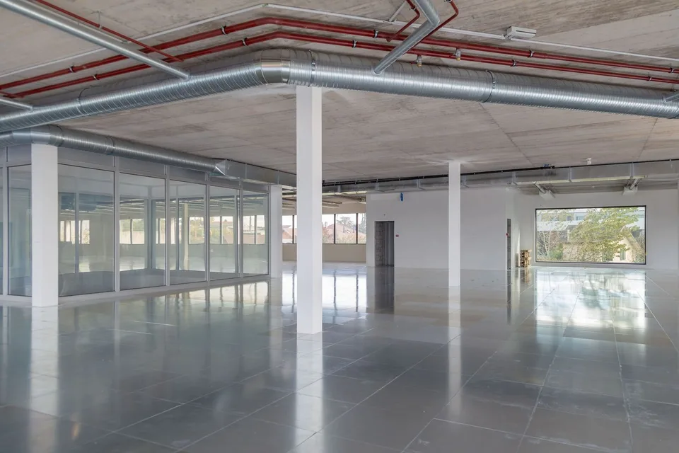 Surface professionnelle - 1'522 m² - 1er étage - Gamma Vision, Etoy
