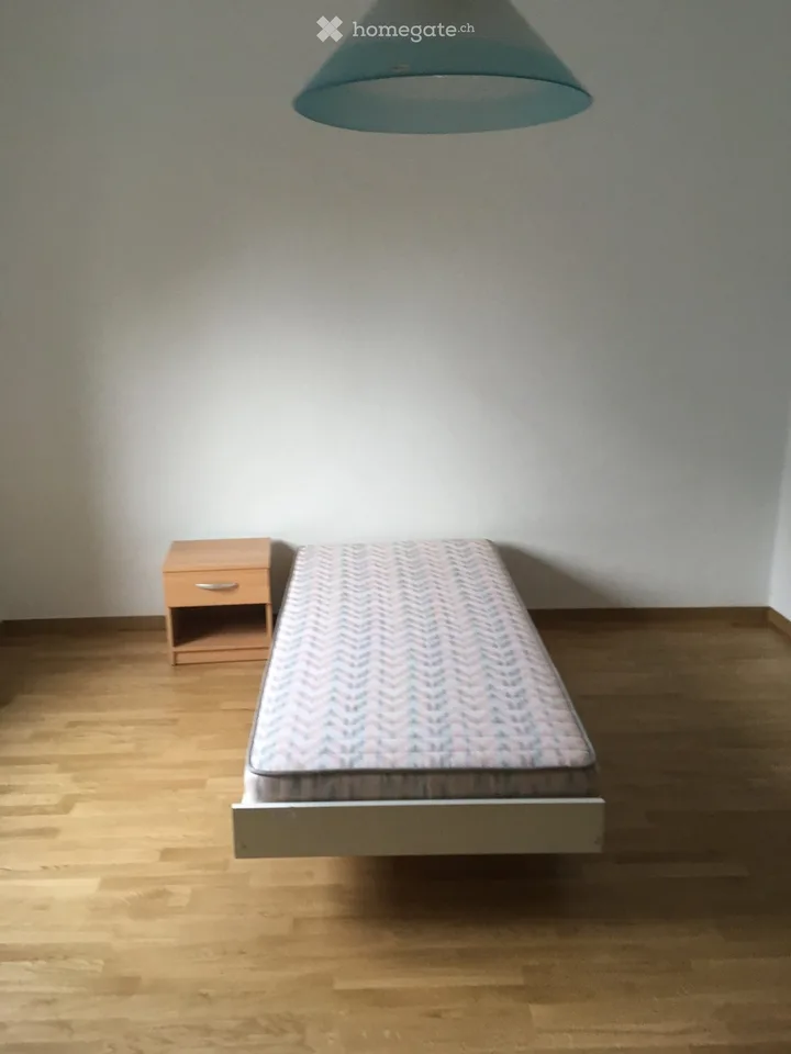 Moderne Zimmer in Bellinzona Stadtzentrum zu vermieten – Foto 2 von 4