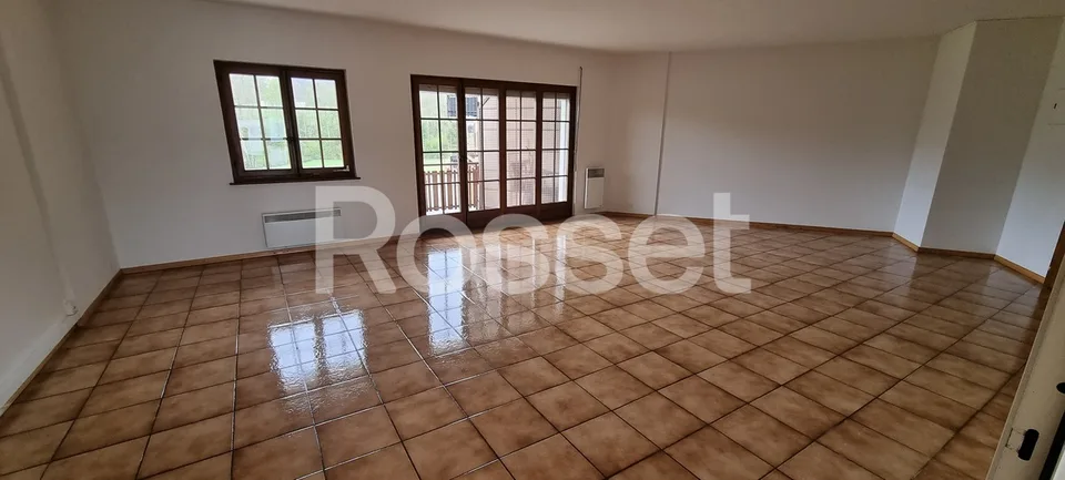 Large commercial space of 70m2