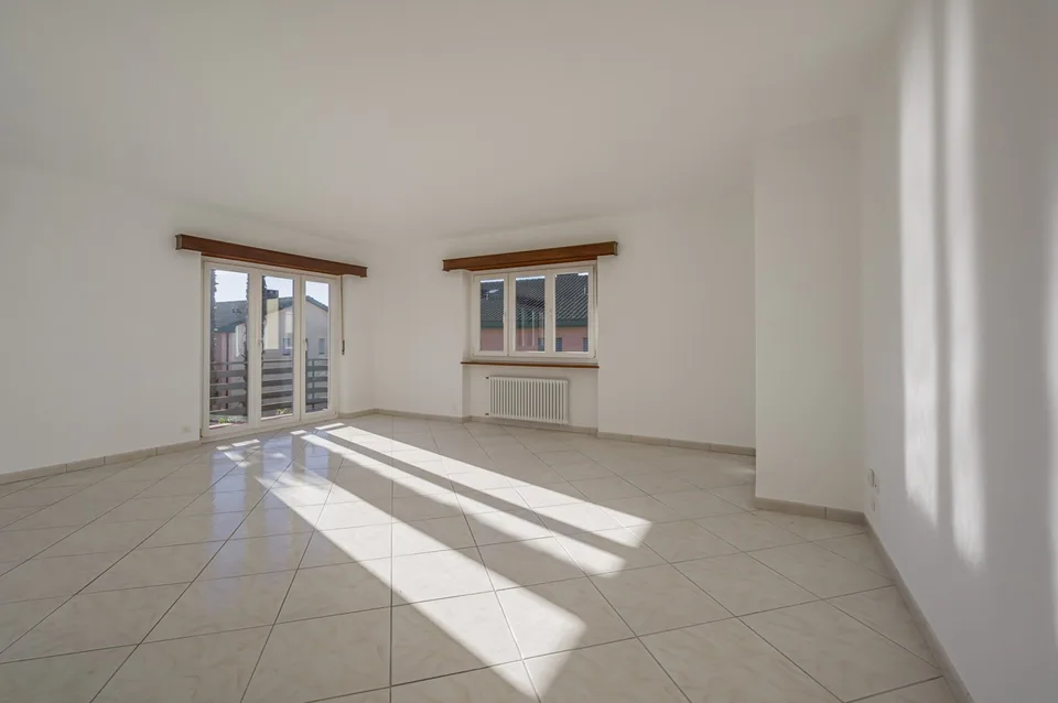 Charming 5.5-room apartment with private garden