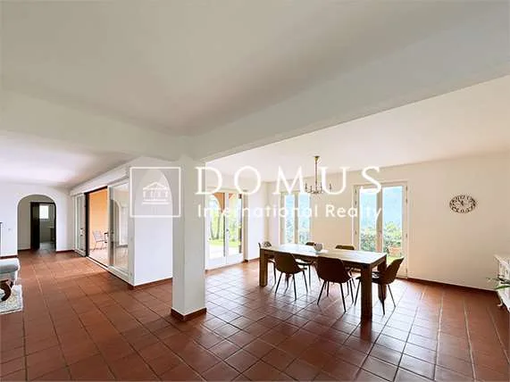 Appartamento 4.5 locali con vista lago, giardino e piscina