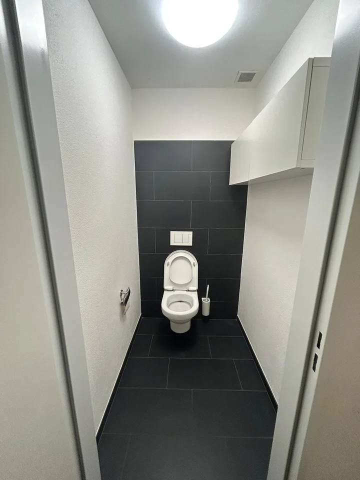 Locaux commerciaux dans un emplacement idéal à Seefeld – parfaits pour un studio de fitness