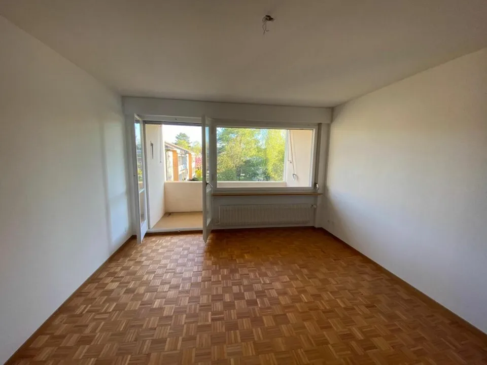 Schöne 4-Zimmerwohnung mit gemütlichem Balkon in Nidau