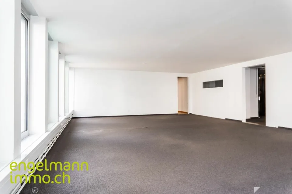 Zentrale Büroflächen von 62 m2 bis zu 282 m2 / Bureaux au centre-ville de 62 m2 à 282 m2