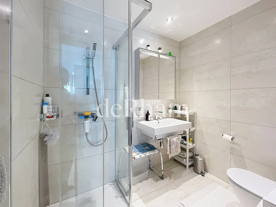 Ideal gelegen, prächtige 3.5 Zimmer von ca. 101m2