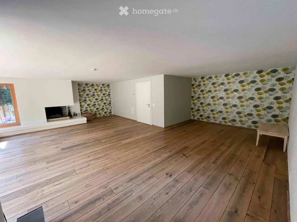 Einfamilienhaus Haus mit 4 Schlafzimmern, Doppelgarage in Riehen
