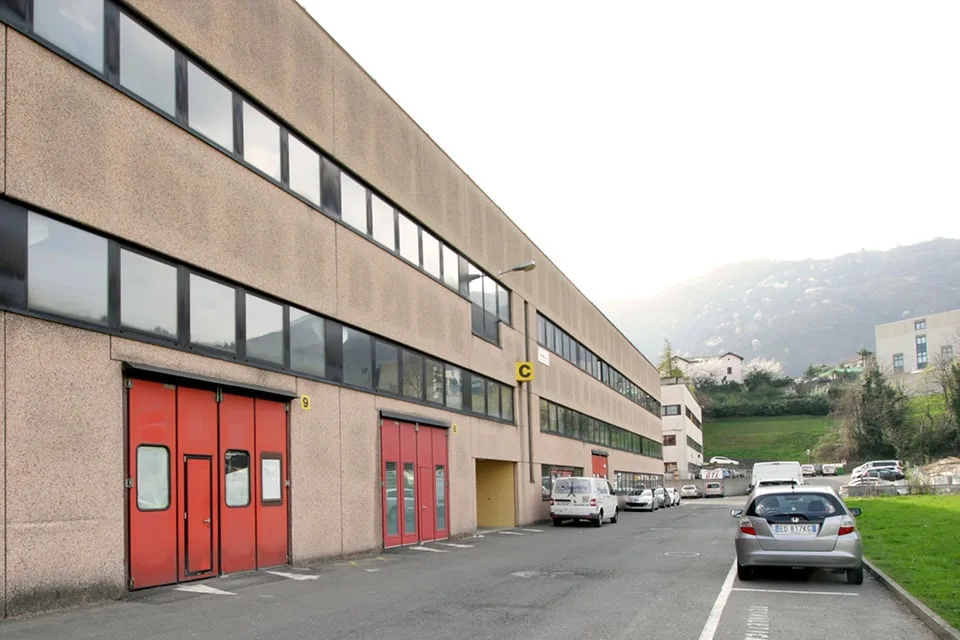 LUGANO NORD/LAMONE - GROSSES UND HELLES BÜRO ZU VERMIETEN (ref. 037) – Foto 6 von 10