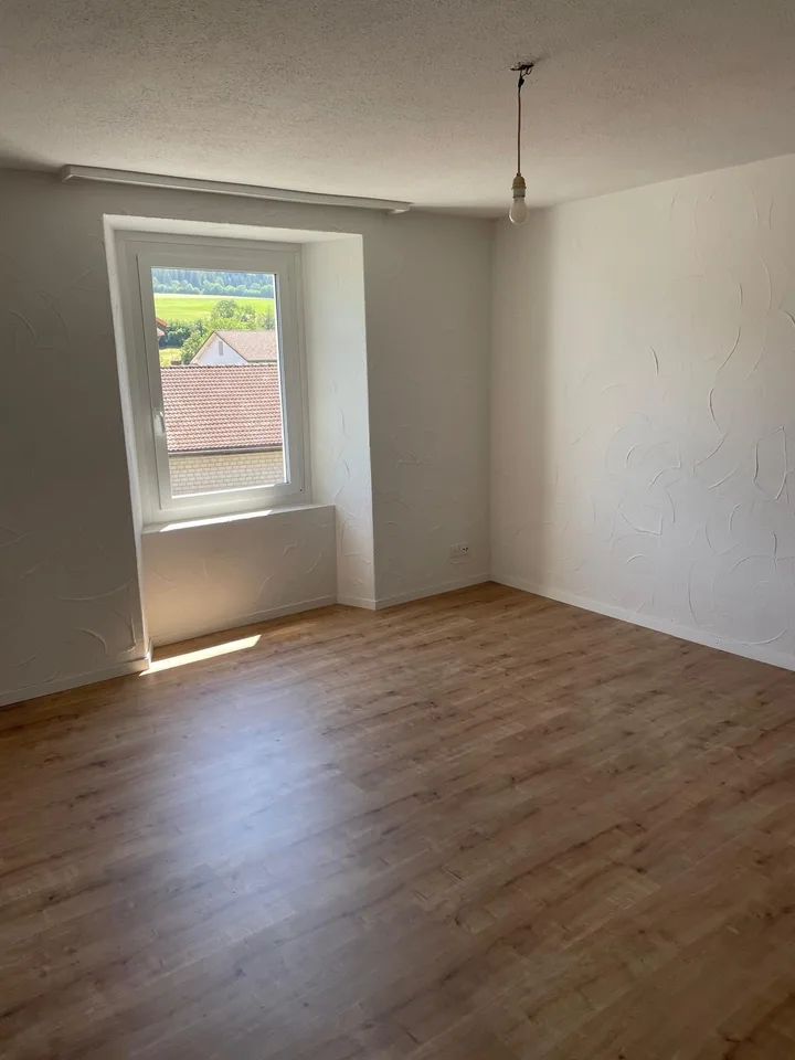Zu vermieten: 3-Zimmer-Wohnung - Grand-Rue 102, Tramelan