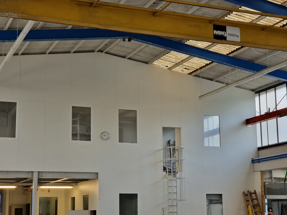 Flexible Gewerbefläche mit Galerie im Industriegebiet Olten