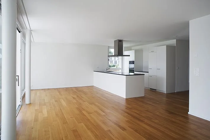 4 1/2-Zi-Gartenwohnung mit grosser gedeckter Terrasse
