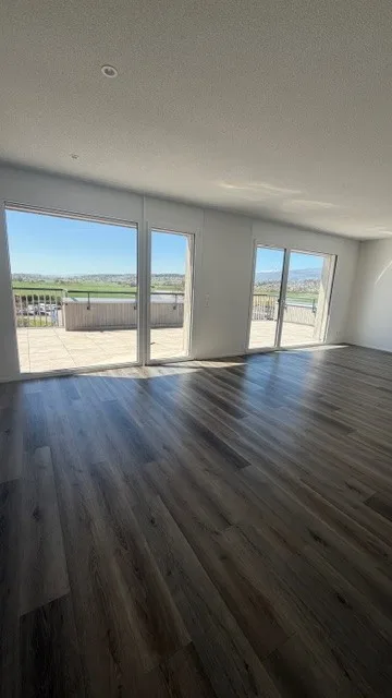Apartment with a view of the green - large terrace