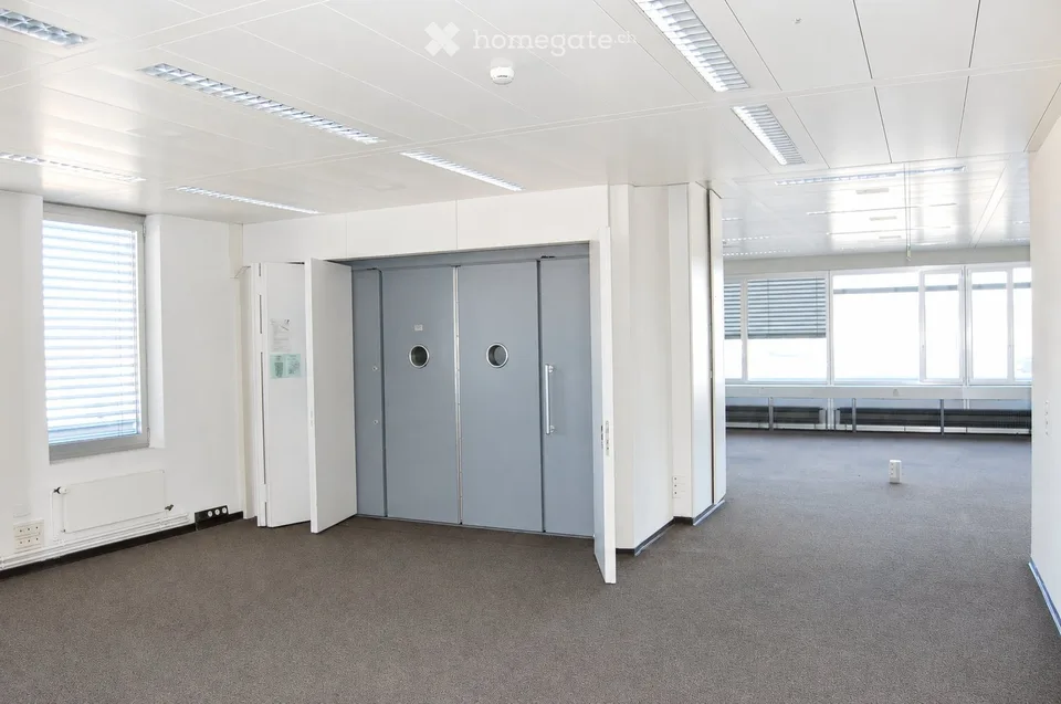 Helle und zentrale Gewerbe- und Bürofläche von 100 m² bis 660 m²