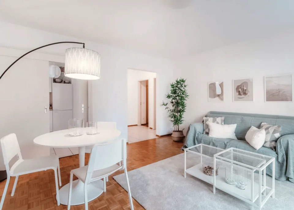 Dreizimmerwohnung mit privatem Parkplatz – Chiasso