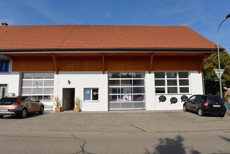 helles Büro/Atelier im Erdgeschoss