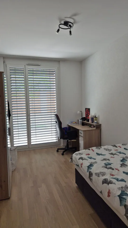 Charmant appartement lumineux idéalement situé à proximité immédiate de la gare de Renens