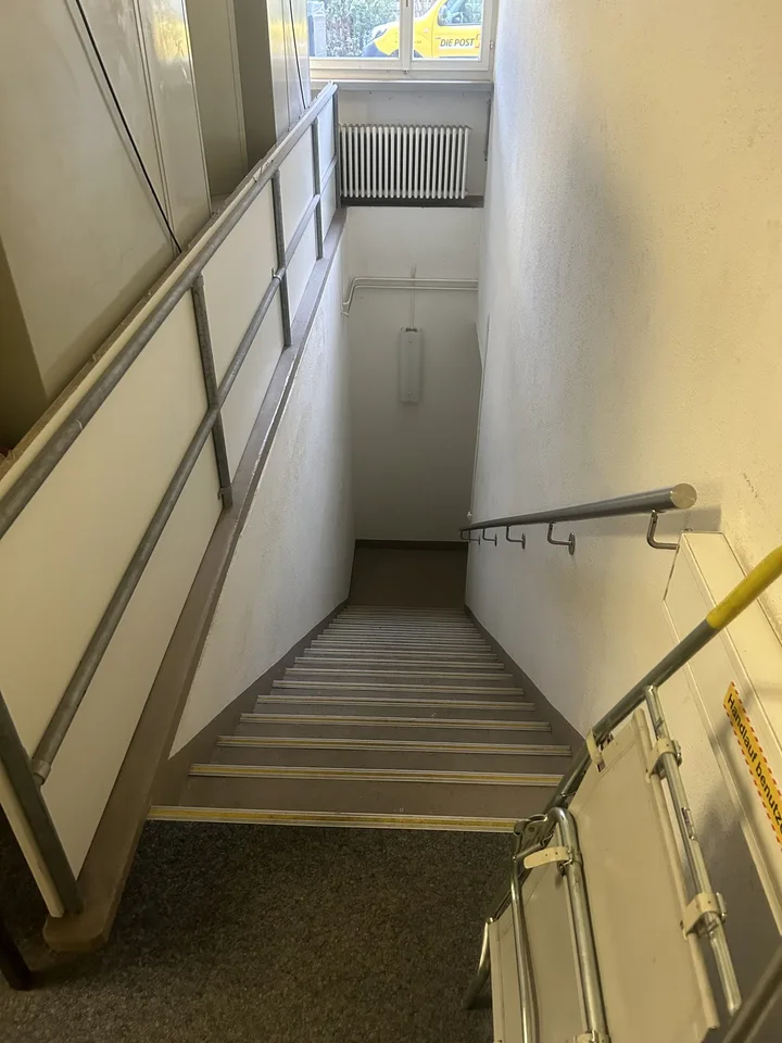 Gewerbefläche EG und Lager/WC 1.UG, Total ca. 146m2 zzgl. der Anlieferung – Foto 10 von 13