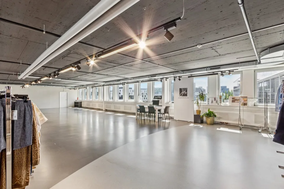 Trendige Büro-/Showroomfläche mit vielseitigen Nutzungsmöglichkeiten