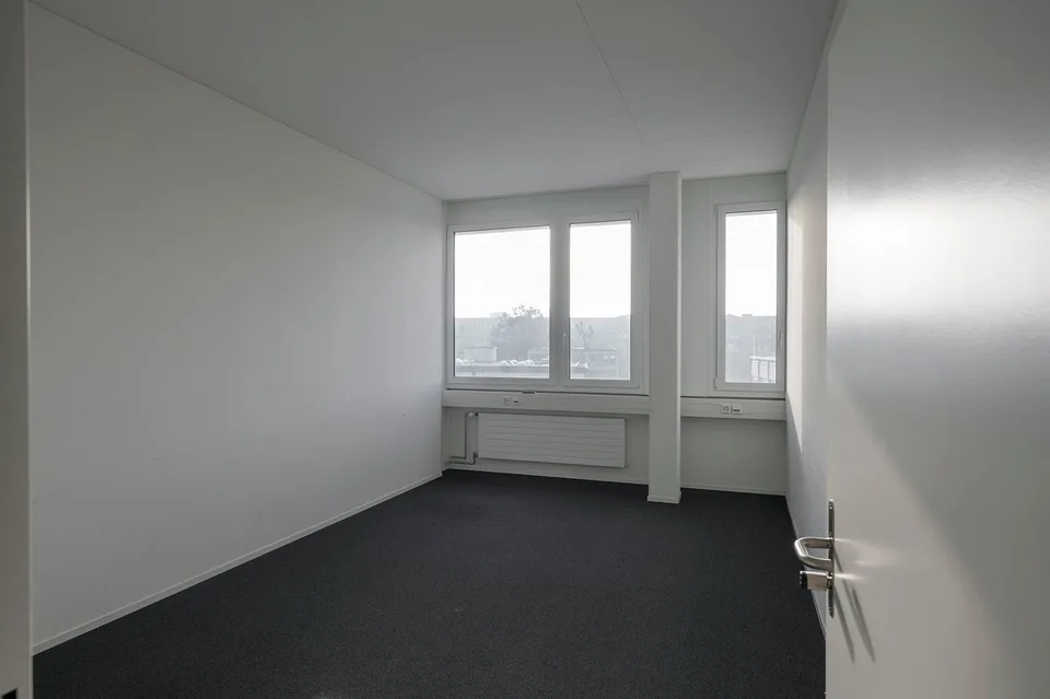 Ausgebaute Bürofläche – Foto 12 von 15