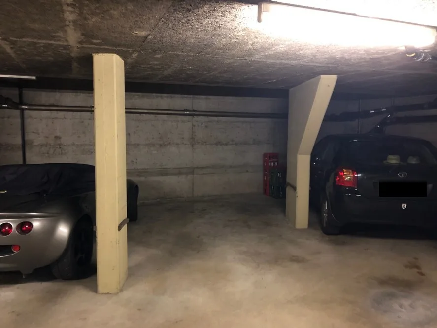 Parking space directly at Goldbrunnenplatz