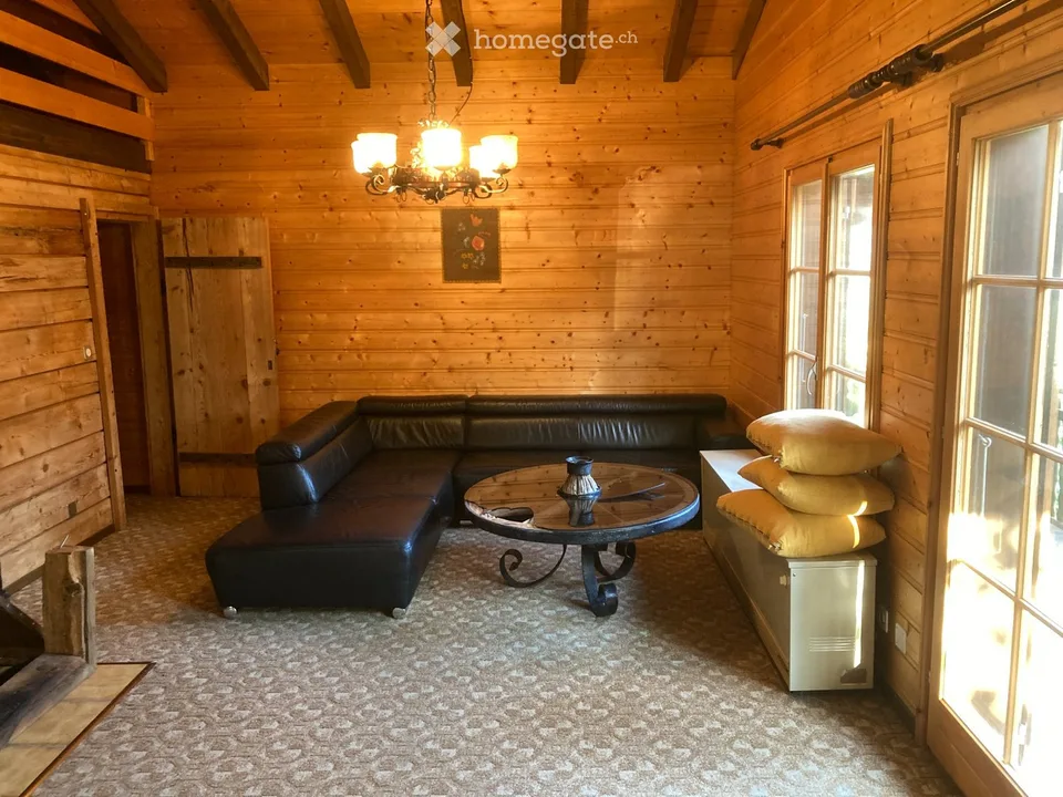 Ruhige Wohnung in 3993 Grengiols /VS im Chalet zu Vermieten