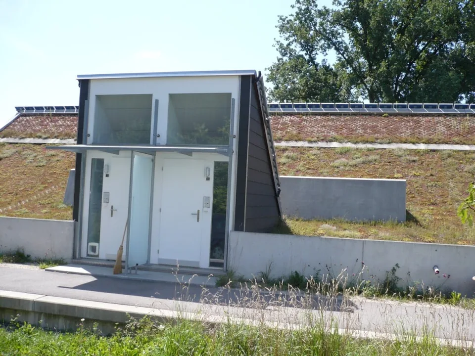 Einzigartiges Niedrigenergie-Solarhaus in Innerberg nahe Bern