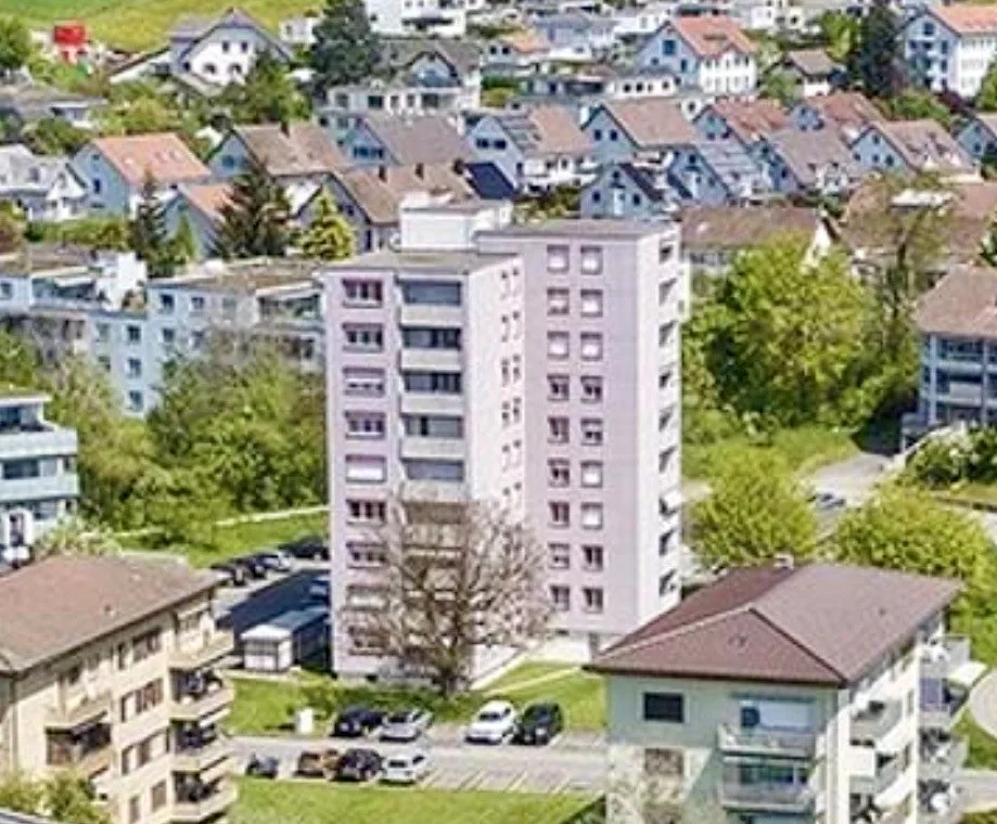 Moderne 3.5-Zimmer-Wohnung mit Balkon und Aussicht in Oftringen