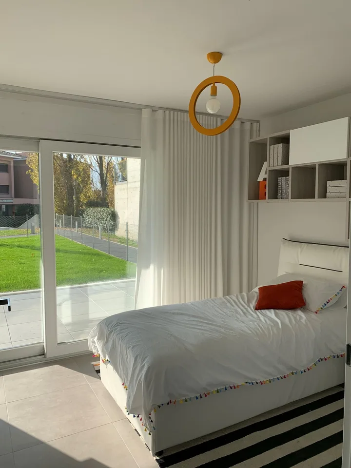 4,5 locaux MEUBLÉ AVEC JARDIN - possibilité Rent To Buy