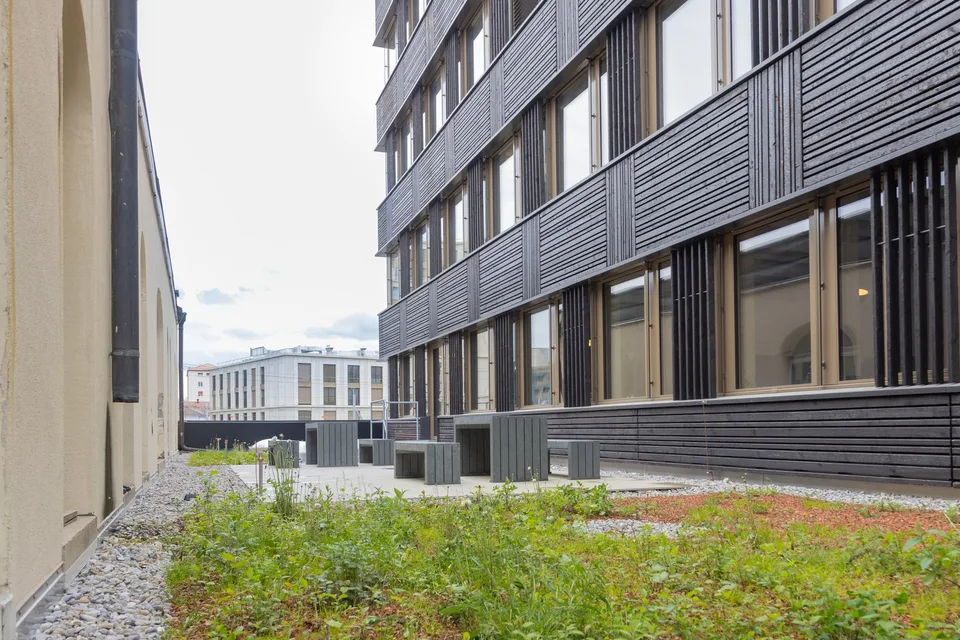 Moderne Büros von 30 bis 200 m² in einem Minergie-zertifizierten Gebäude, 2 Schritte vom Bahnhof Freiburg entfernt – Foto 7 von 22