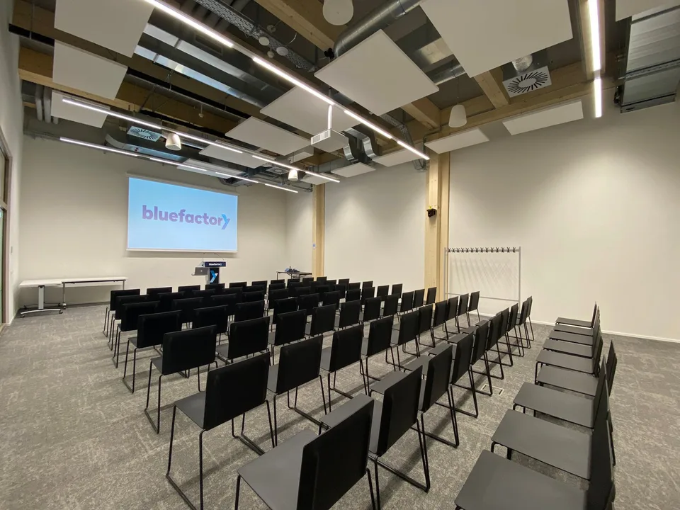 Moderne Büros von 30 bis 200 m² in einem Minergie-zertifizierten Gebäude, 2 Schritte vom Bahnhof Freiburg entfernt – Foto 11 von 22