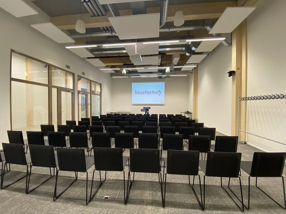 Moderne Büros von 30 bis 200 m² in einem Minergie-zertifizierten Gebäude, 2 Schritte vom Bahnhof Freiburg entfernt – Foto 12 von 22