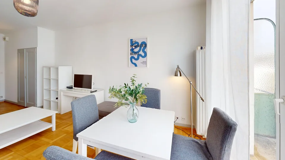 Lovely 1-bed with Balcony in Geneva's Charmilles District