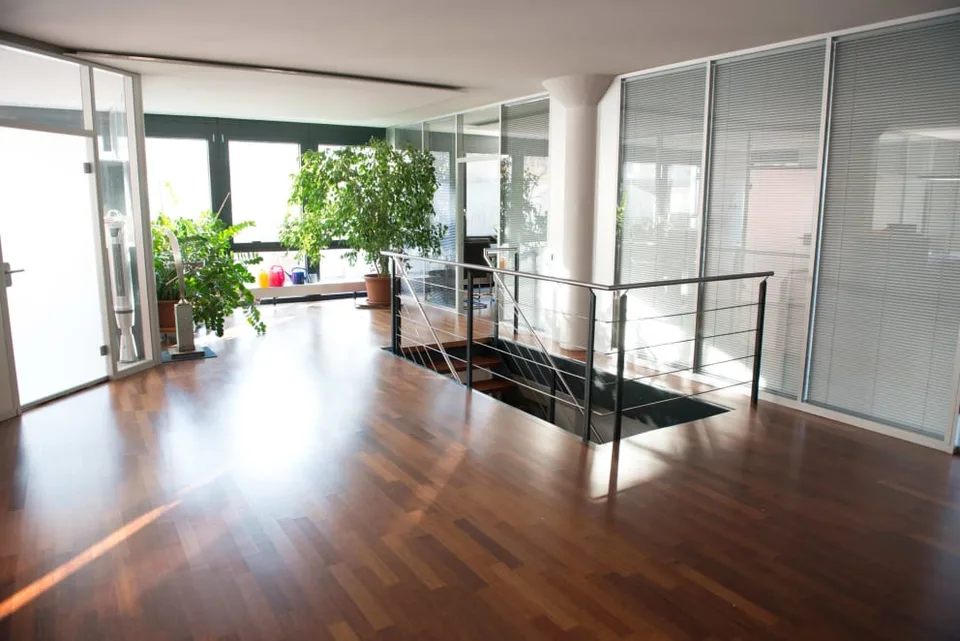 594 m2 moderne Bürofläche / Arztpraxis / Physiotherapie