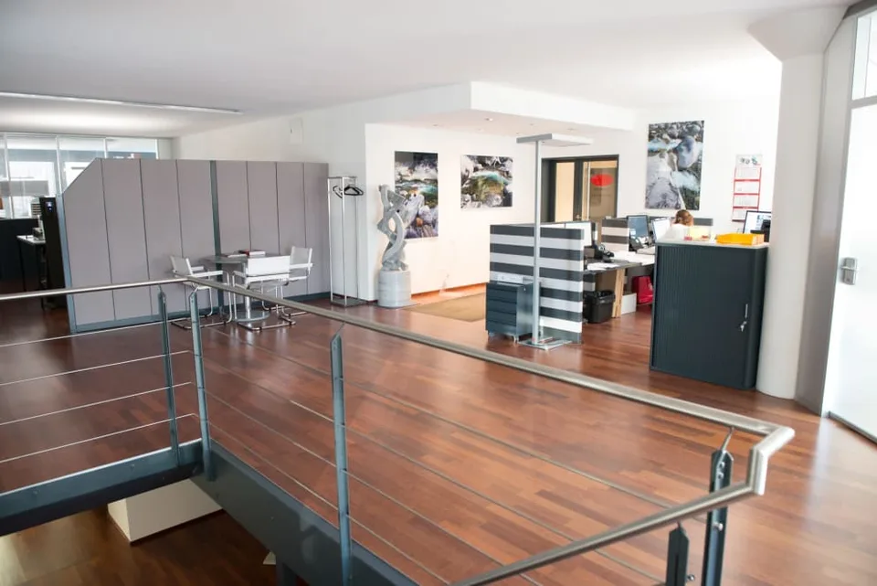 594 m2 moderne Bürofläche / Arztpraxis / Physiotherapie