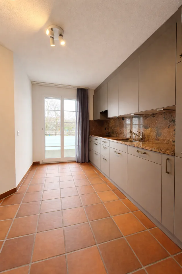 Modern 5.5-room maisonette apartment in a quiet location in Hirzel ZH – photo 6 of 14