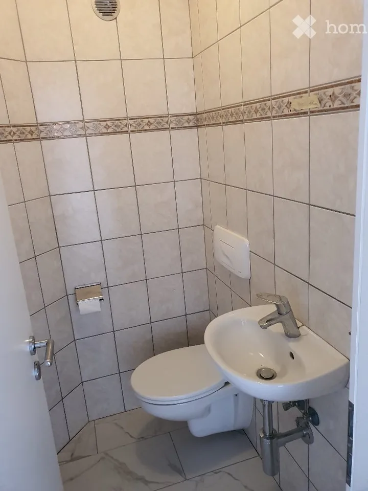 Moderne 4.5-Zimmer-Wohnung mit Balkon und Garage in Lupsingen