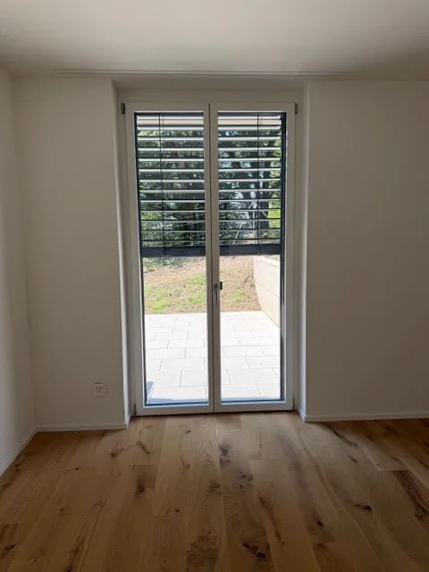 Primo affitto dell'appartamento terrazza moderno 3.5 locali a Bassersdorf - Edificio nuovo 2026