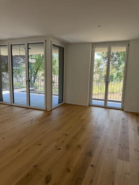 Primo affitto dell'appartamento terrazza moderno 3.5 locali a Bassersdorf - Edificio nuovo 2026