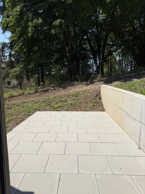 Primo affitto dell'appartamento terrazza moderno 3.5 locali a Bassersdorf - Edificio nuovo 2026