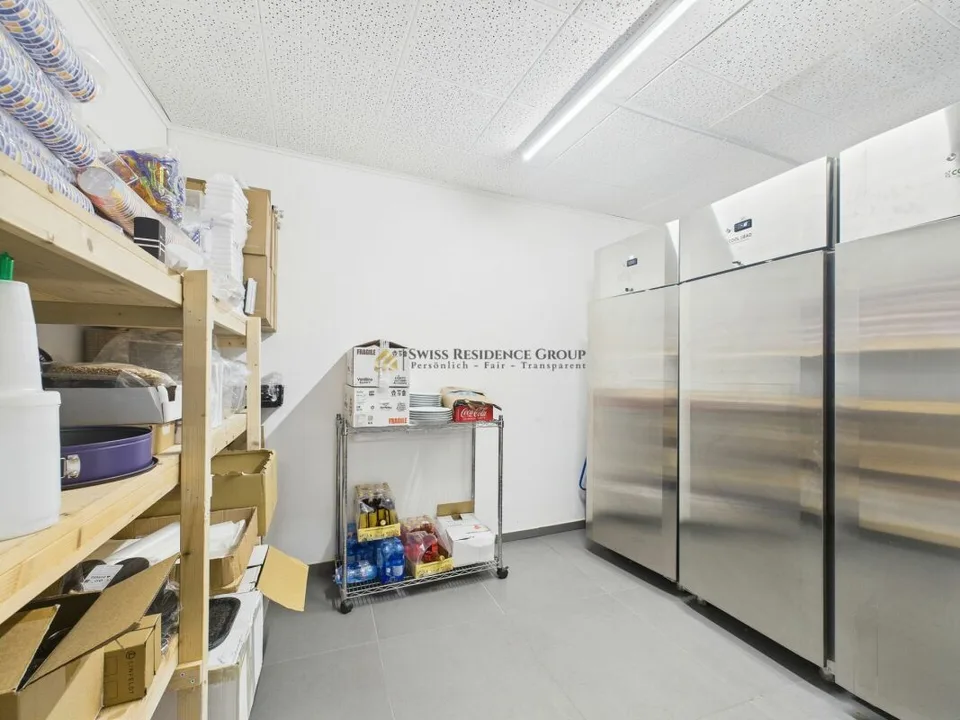 Spazio di gastronomia pronto per l'occupazione con terrazza in una posizione eccellente a Zurigo – foto 10 di 12