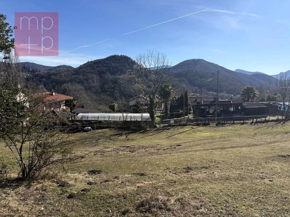 Baugrundstück in Sessa