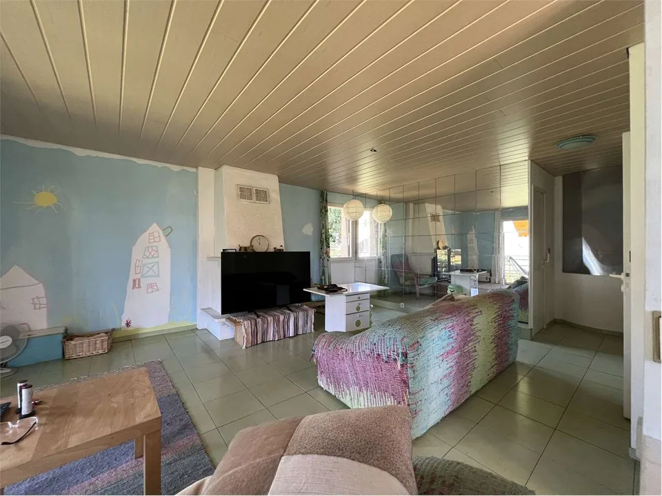 Tre case singole con bellissimo giardino, vista lago e piscina, in una – foto 11 di 13